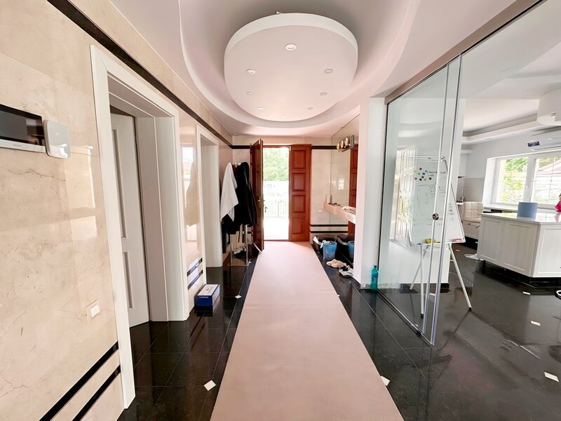 Militari, Uverturii, oportunitate, vila exclusivista, piscina, 1.100 teren