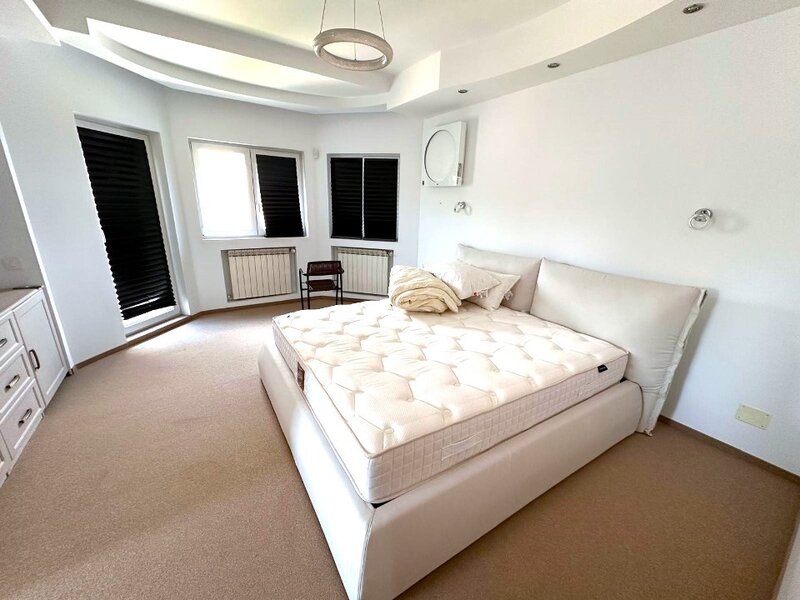 Militari, Uverturii, oportunitate, vila exclusivista, piscina, 1.100 teren